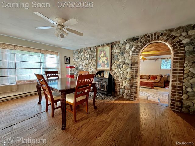 7955 Lakeshore Road, Burtchville Township, MI 48059