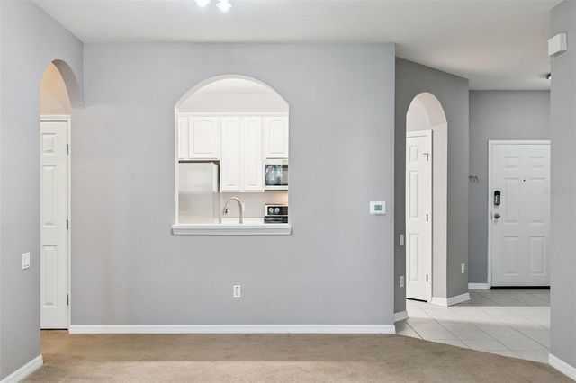 1351 VENEZIA COURT 305, Davenport, FL 33896