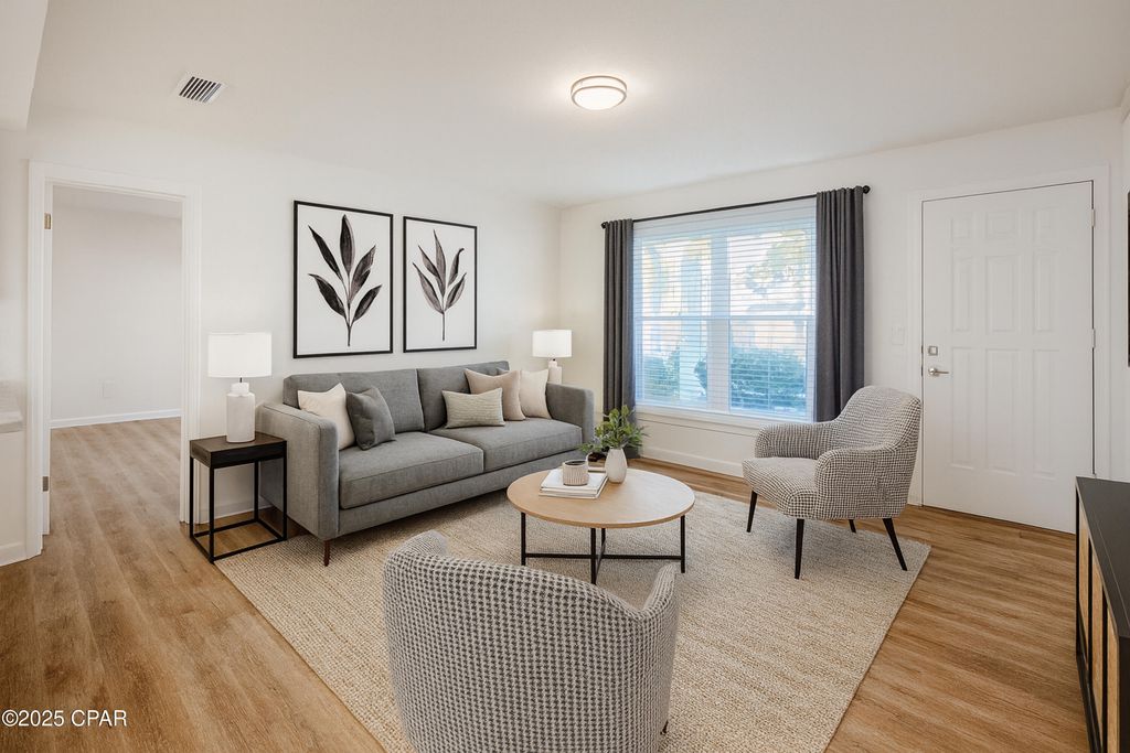 Image 9 of property listing at 20003 First Avenue, Panama City Beach, FL 32413