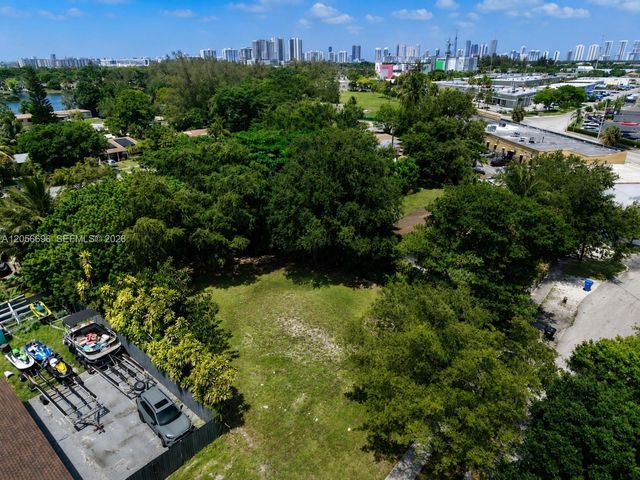1845 NE 153rd St, North Miami Beach, FL 33162