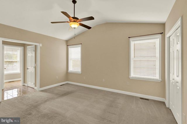 658 EBERSOLE RD, Reading, PA 19605