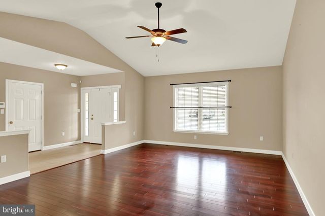 658 EBERSOLE RD, Reading, PA 19605