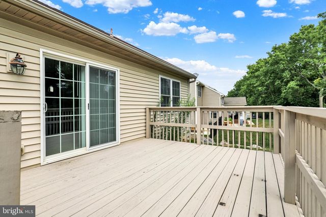 658 EBERSOLE RD, Reading, PA 19605