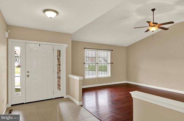 658 EBERSOLE RD, Reading, PA 19605