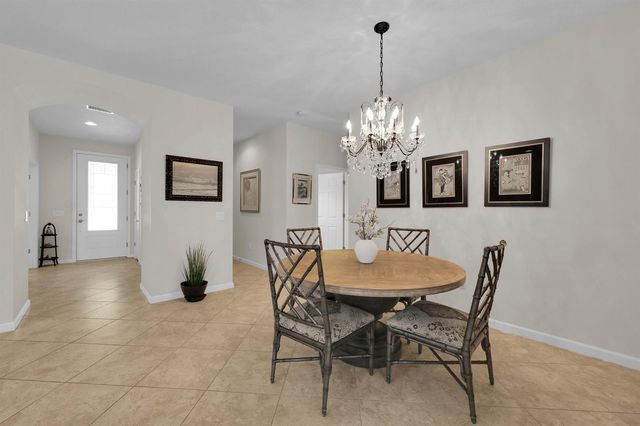 5040 Pendelton Square, Vero Beach, FL 32967