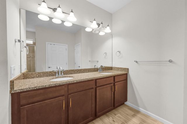 5040 Pendelton Square, Vero Beach, FL 32967