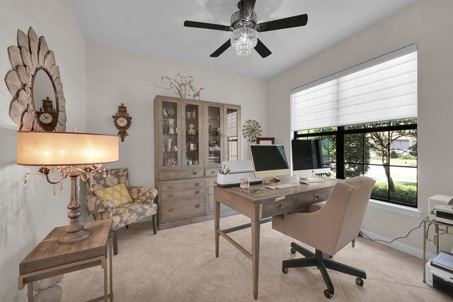 5040 Pendelton Square, Vero Beach, FL 32967