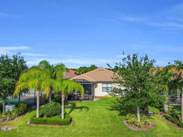 5040 Pendelton Square, Vero Beach, FL 32967