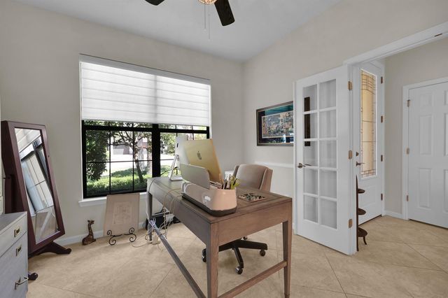 5040 Pendelton Square, Vero Beach, FL 32967