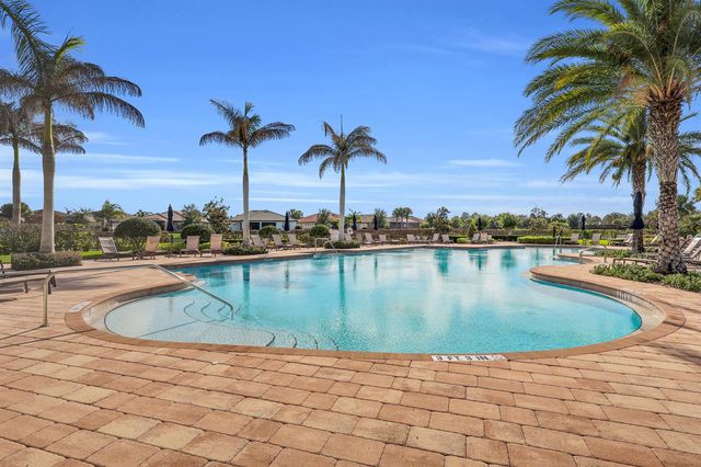 5040 Pendelton Square, Vero Beach, FL 32967