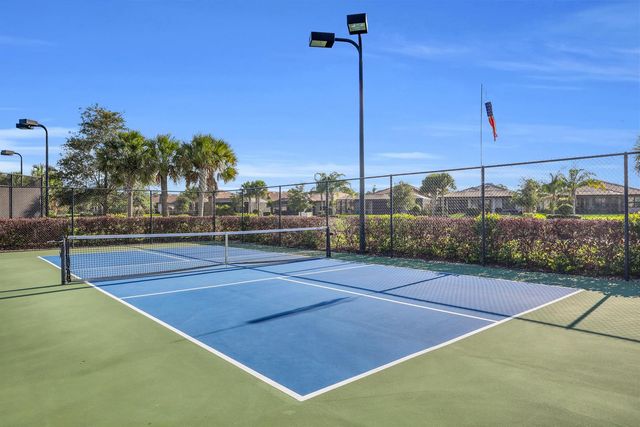 5040 Pendelton Square, Vero Beach, FL 32967