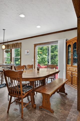 295 Narrow Way, Crossville, TN 38572