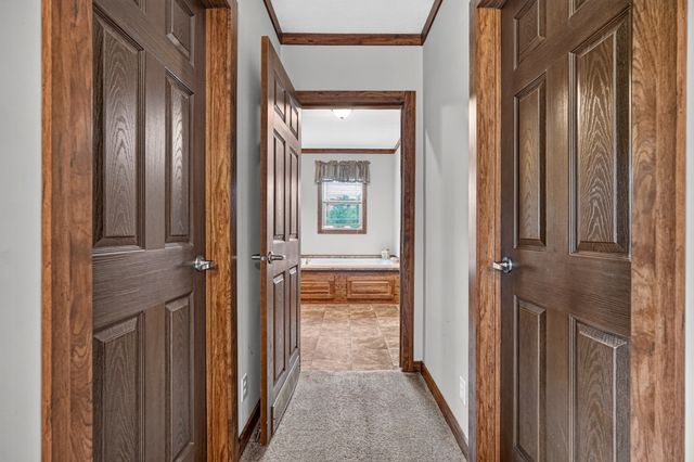 295 Narrow Way, Crossville, TN 38572