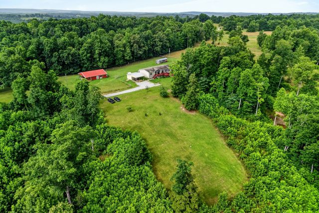 295 Narrow Way, Crossville, TN 38572