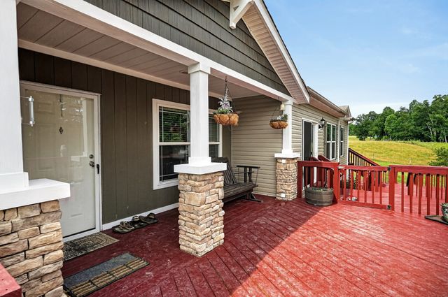 295 Narrow Way, Crossville, TN 38572
