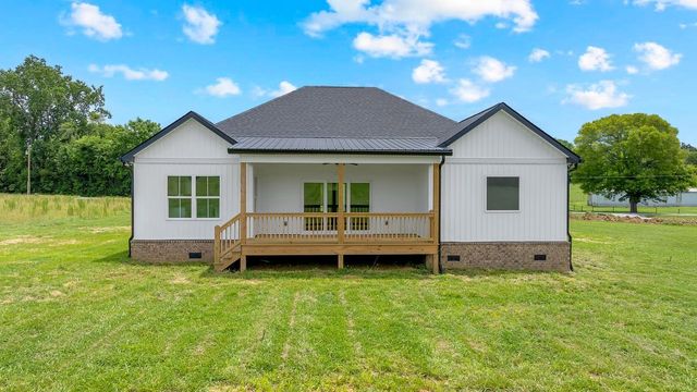 84 Meadowood Ln, Winchester, TN 37398