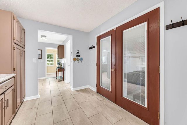 7288 Lee Road, Westerville, OH 43081