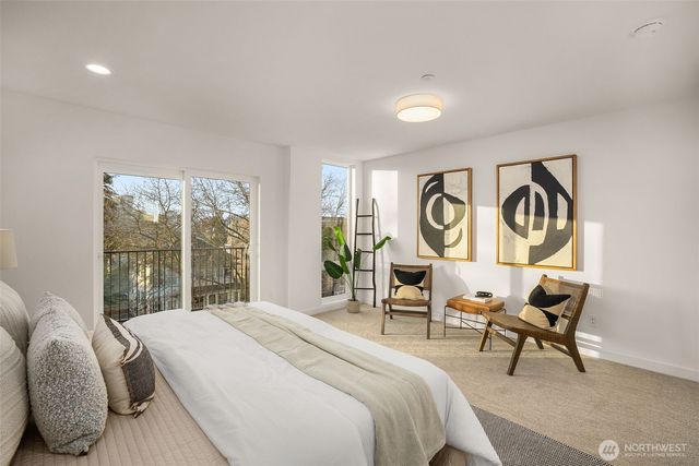 914 C 15th Avenue, Seattle, WA 98122