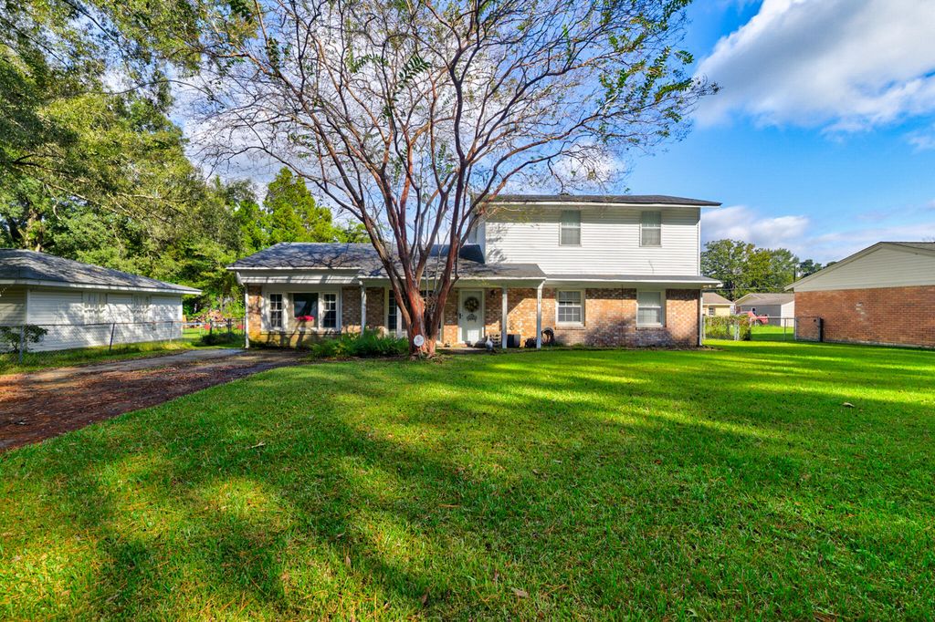 136 Blossom Street, Goose Creek, SC 29445