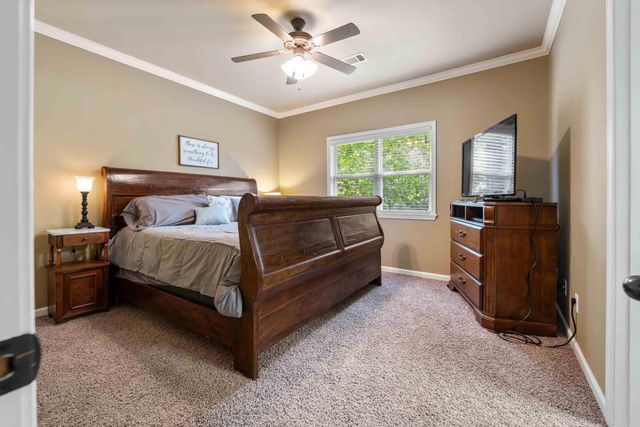 60 Highland Rd, Tumbling Shoals, AR 72581