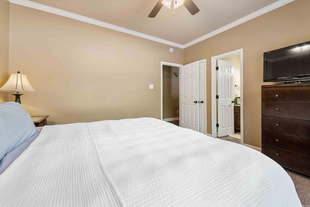 60 Highland Rd, Tumbling Shoals, AR 72581