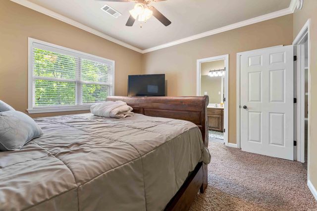 60 Highland Rd, Tumbling Shoals, AR 72581