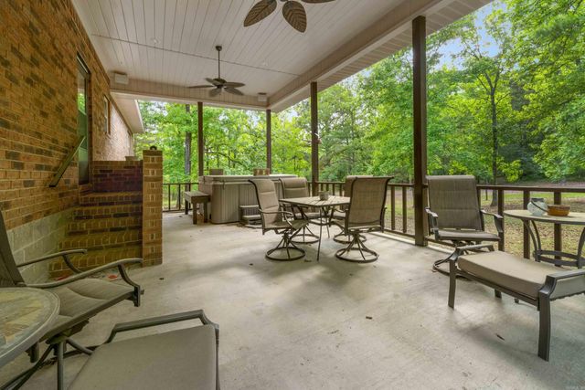 60 Highland Rd, Tumbling Shoals, AR 72581