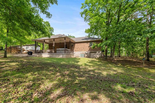 60 Highland Rd, Tumbling Shoals, AR 72581