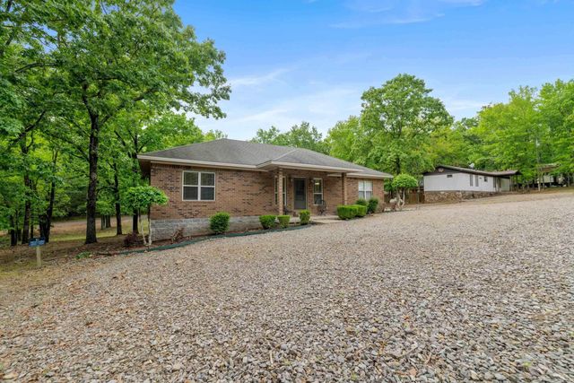 60 Highland Rd, Tumbling Shoals, AR 72581