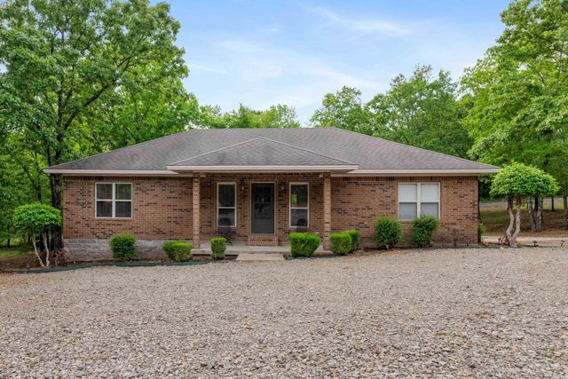 60 Highland Rd, Tumbling Shoals, AR 72581