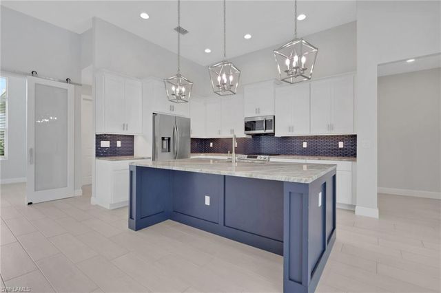 3818 SW 17th AVE, Cape Coral, FL 33914