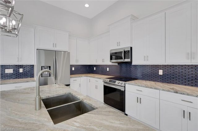 3818 SW 17th AVE, Cape Coral, FL 33914