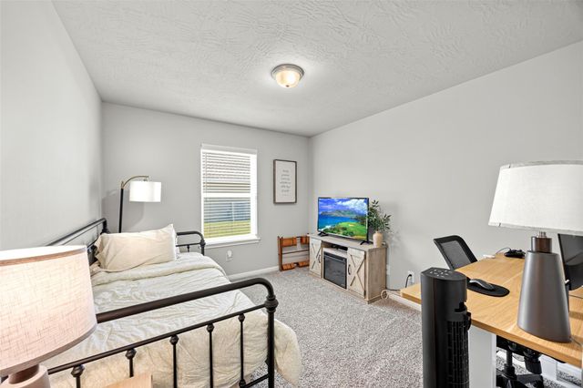 383 Shoreview Drive, Conroe, TX 77303