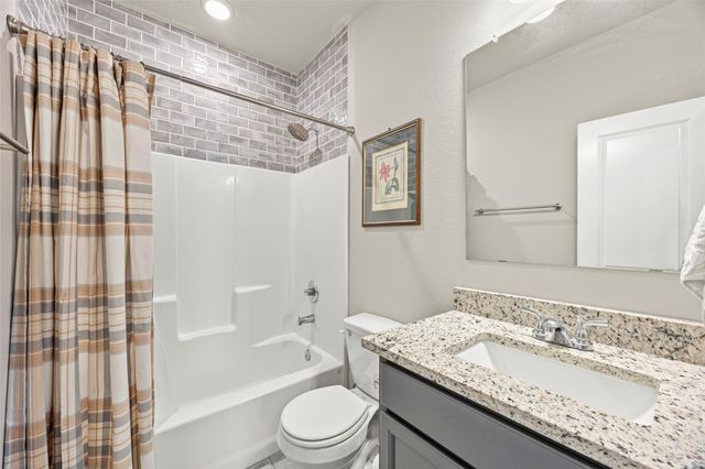 383 Shoreview Drive, Conroe, TX 77303