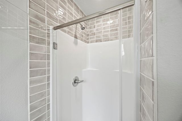 383 Shoreview Drive, Conroe, TX 77303