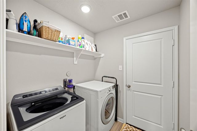 383 Shoreview Drive, Conroe, TX 77303