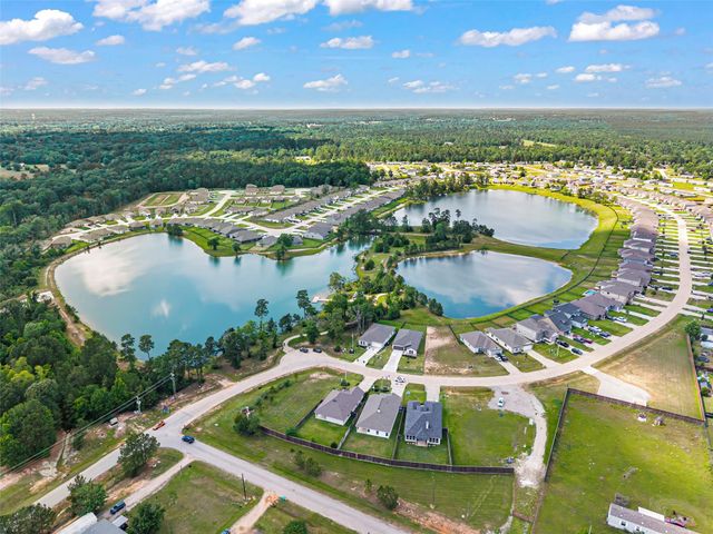 383 Shoreview Drive, Conroe, TX 77303