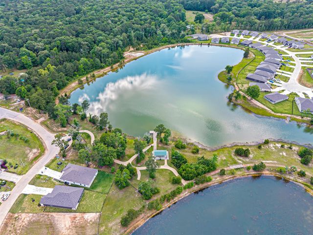 383 Shoreview Drive, Conroe, TX 77303