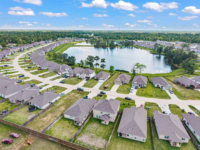 383 Shoreview Drive, Conroe, TX 77303