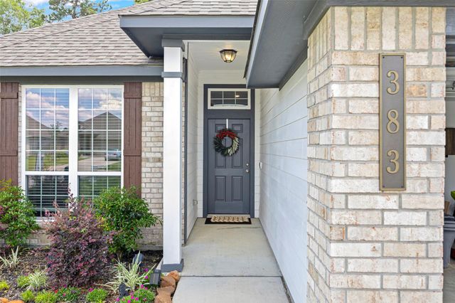 383 Shoreview Drive, Conroe, TX 77303