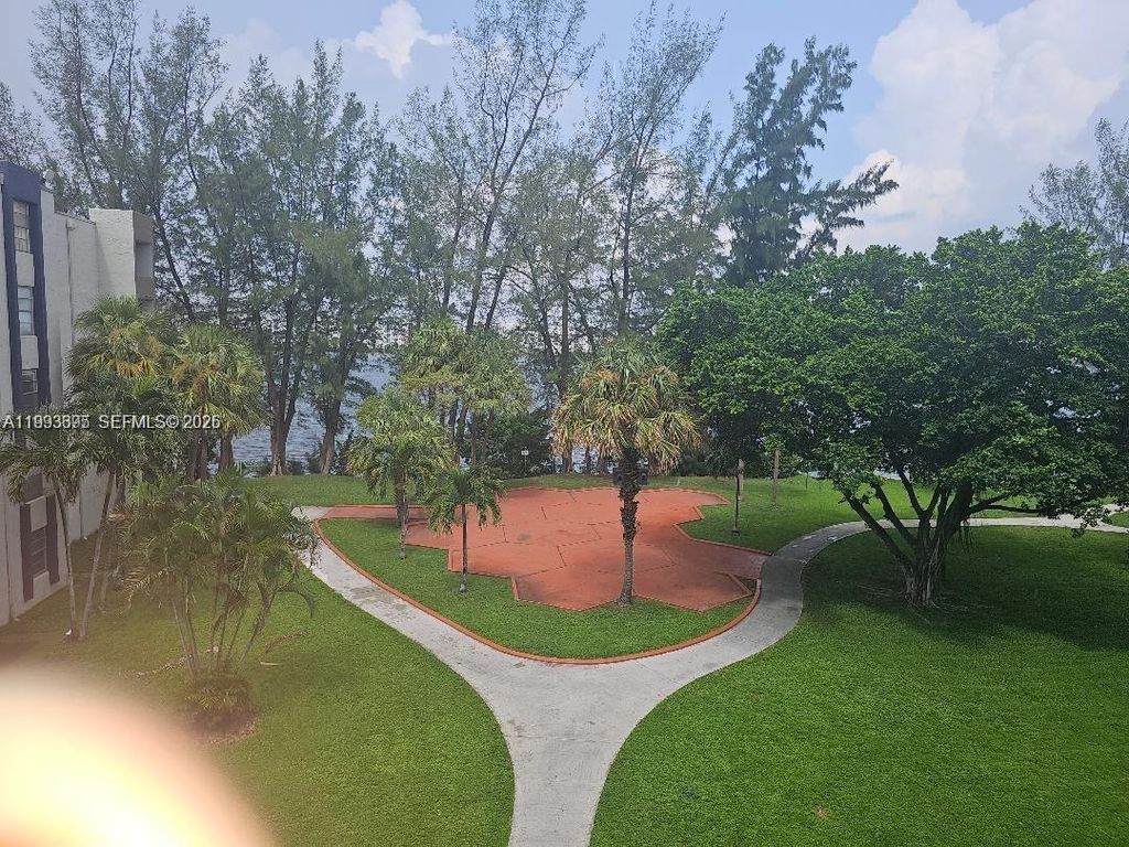 10000 NW 80th Court 2415, Hialeah Gardens, FL 33016