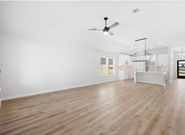 410 Zeus Mountains Drive, Crosby, TX 77532