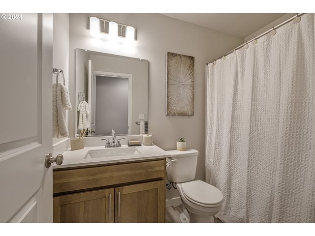 3692 Ash St Lot 114, Forest Grove, OR 97116