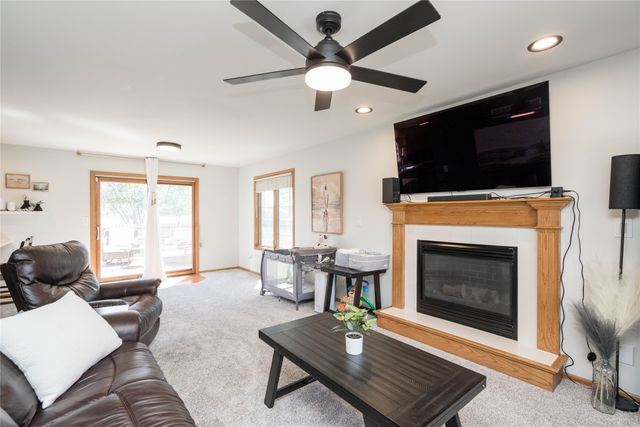 2650 Somerset Drive, Ames, IA 50010