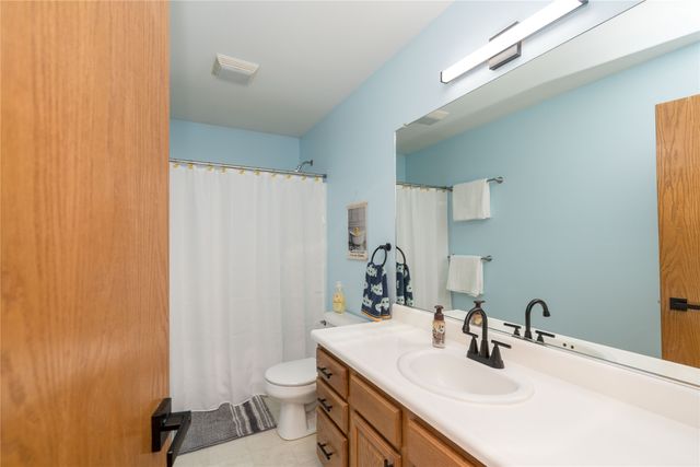 2650 Somerset Drive, Ames, IA 50010