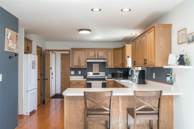 2650 Somerset Drive, Ames, IA 50010