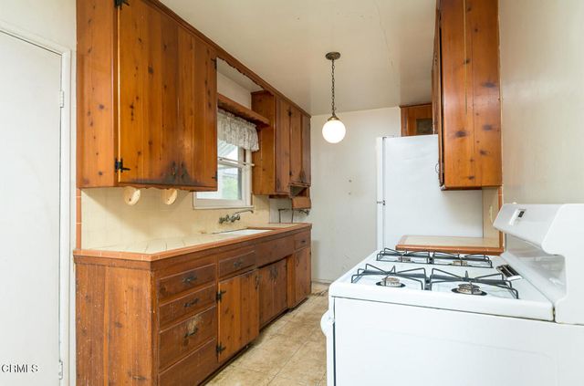 10611 Redmont Avenue, Tujunga, CA 91042