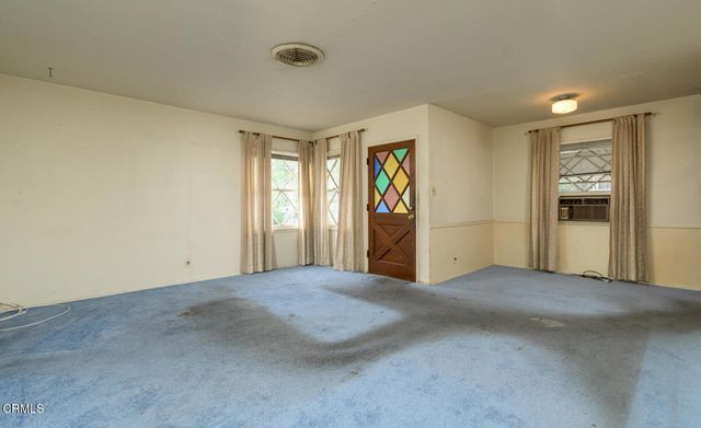 10611 Redmont Avenue, Tujunga, CA 91042