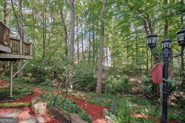 2312 Woodsfield Court NE, Marietta, GA 30062