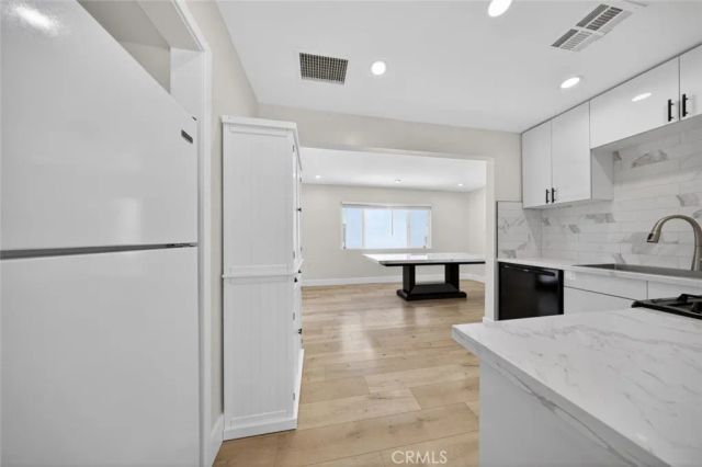 11840 Arminta Street, North Hollywood, CA 91605